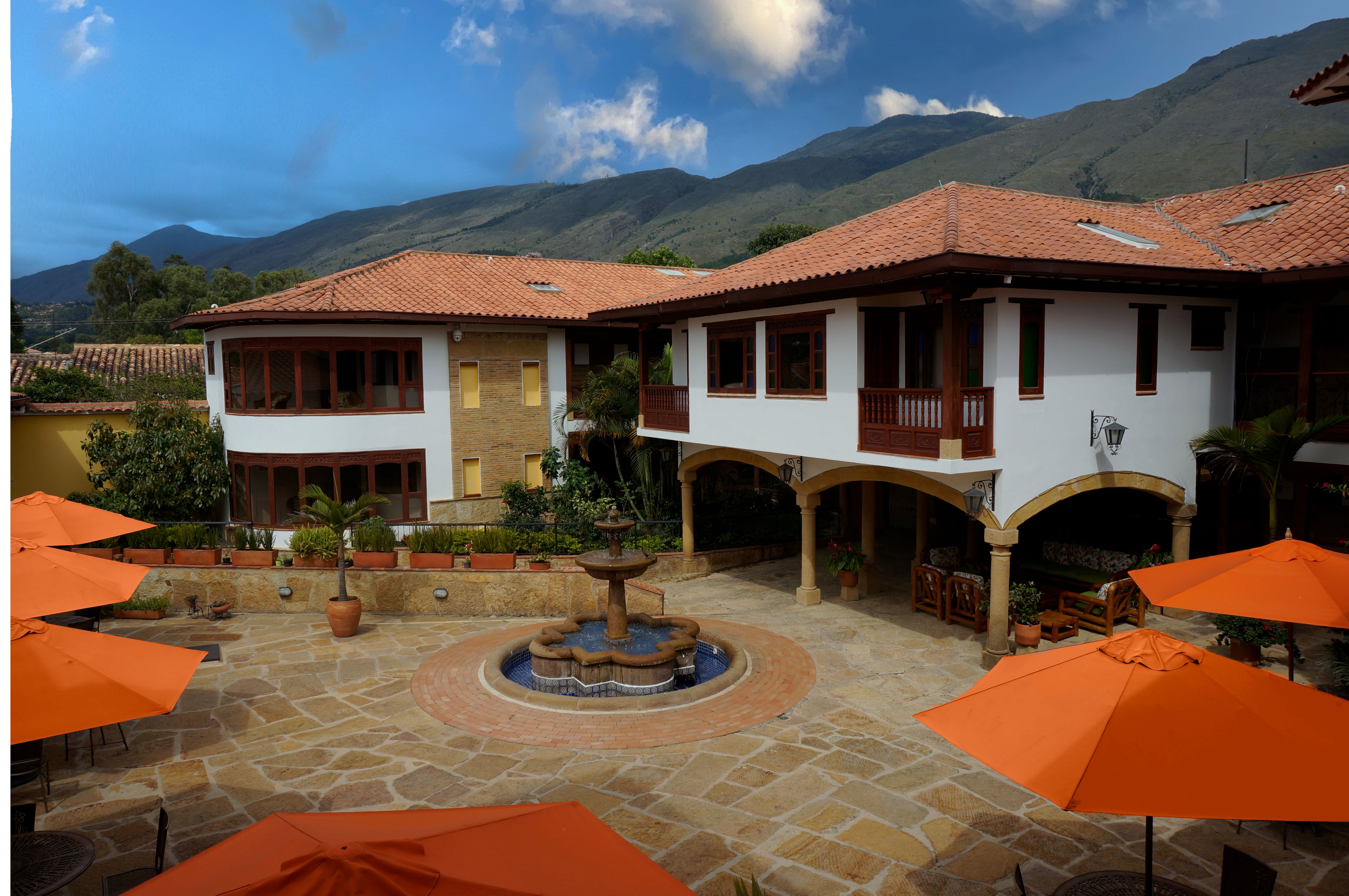 Hotel Campanario de la Villa 20/22