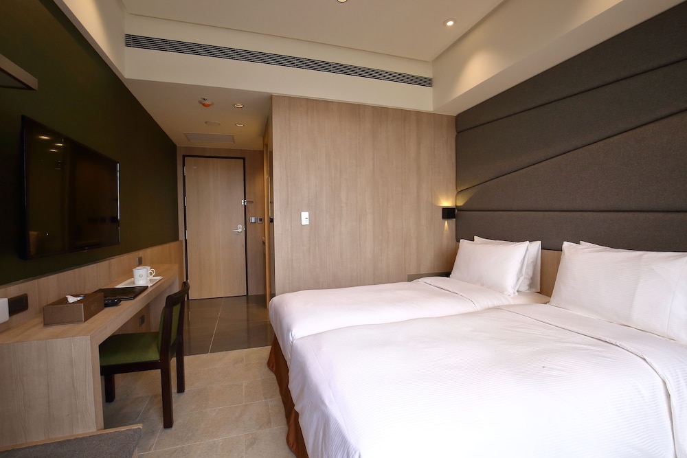 Kloud Hotel 33/63