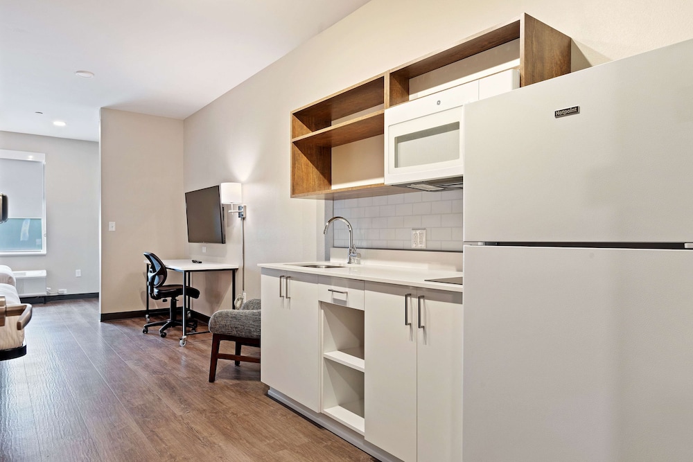 Extended Stay America - Colonial Heights - Fort Lee 4/56