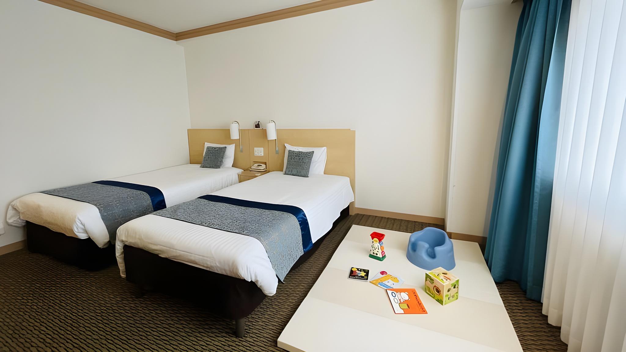 Twin Beds