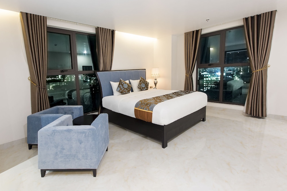Royal Quang Binh Hotel 12/54