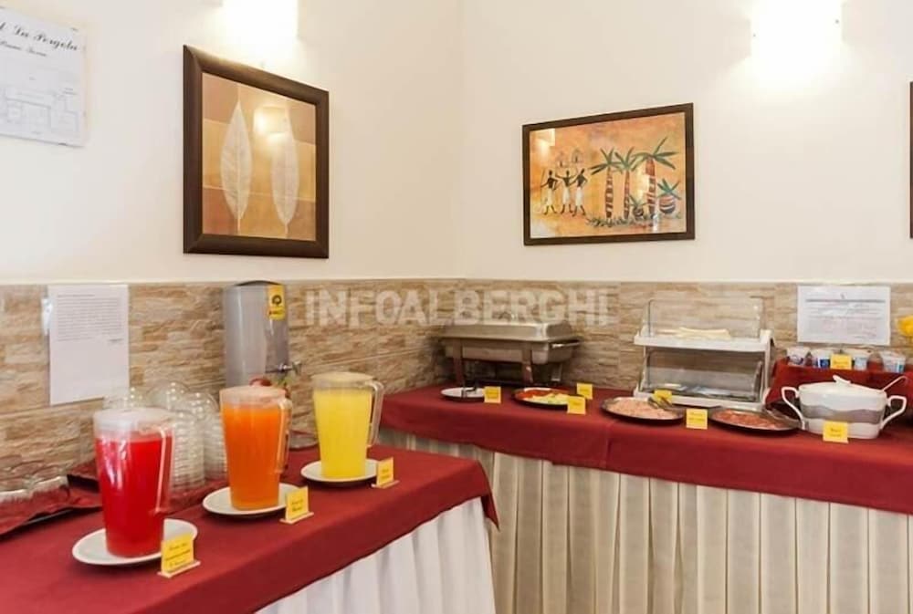 Hotel La Pergola 56/63