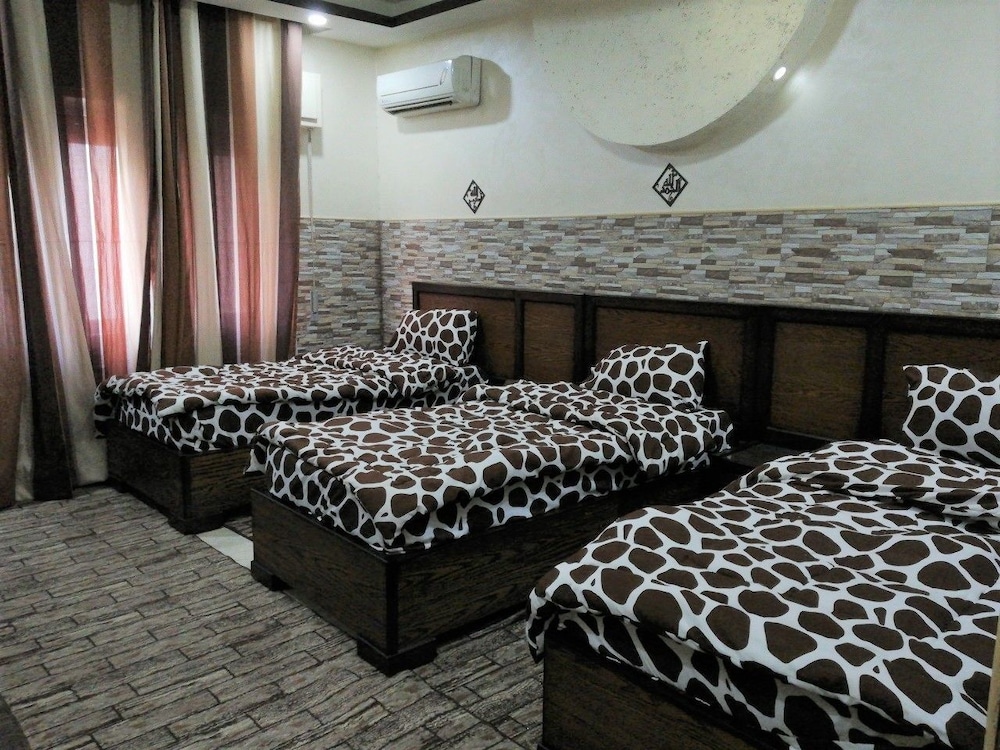 Amaled Hotel 18/40