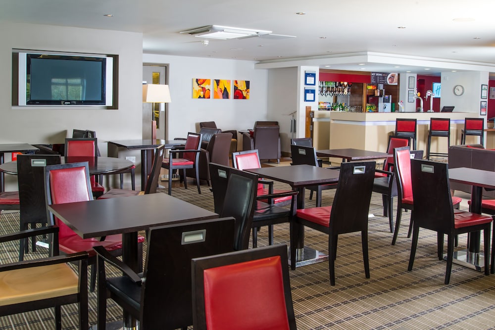 Holiday Inn Express Exeter 32/46