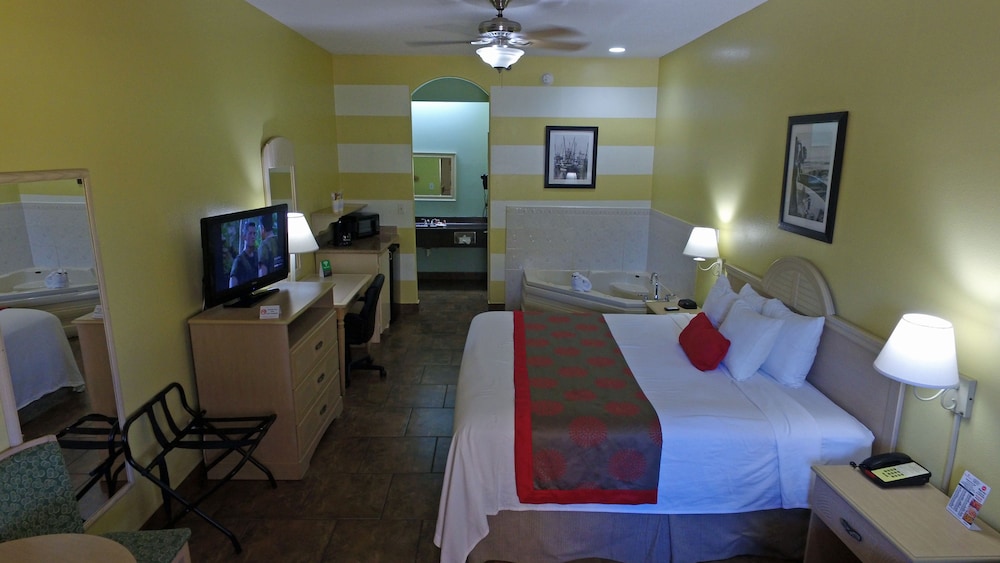 Ramada By Wyndham Suites South Padre Island 14/37