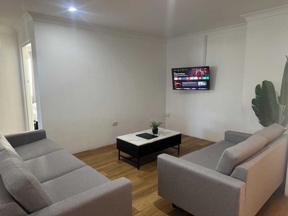 Bentleigh Motor Inn 43/63