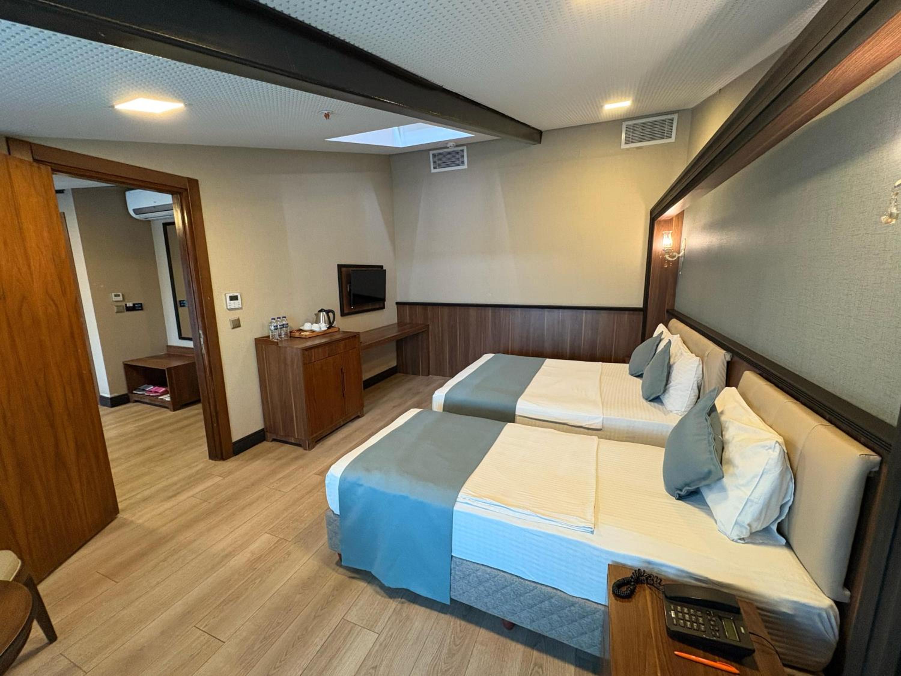 Family Suite, 1 Double and 3 Single Beds