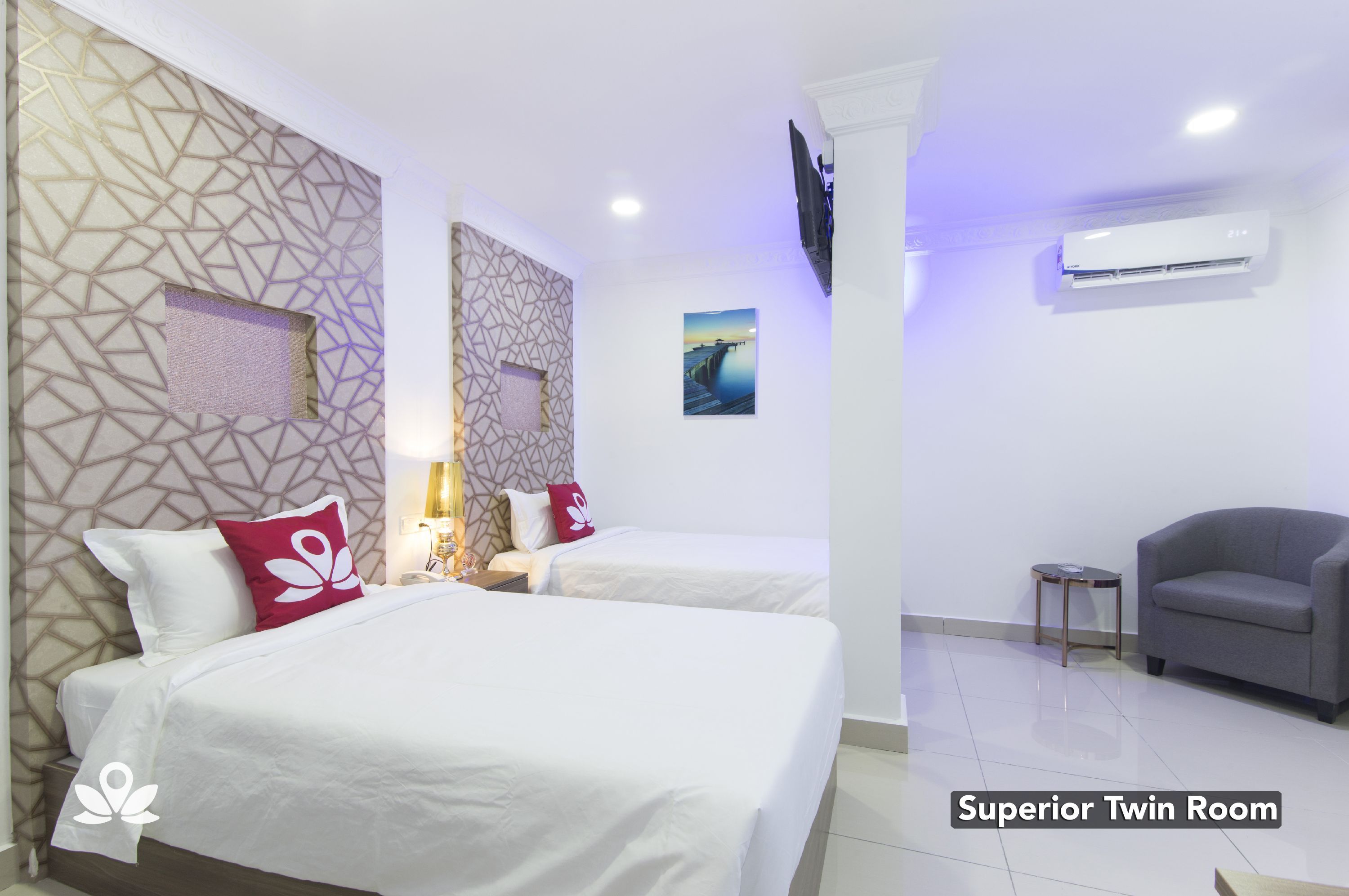 Zen Rooms Poorna Hotel 19/50