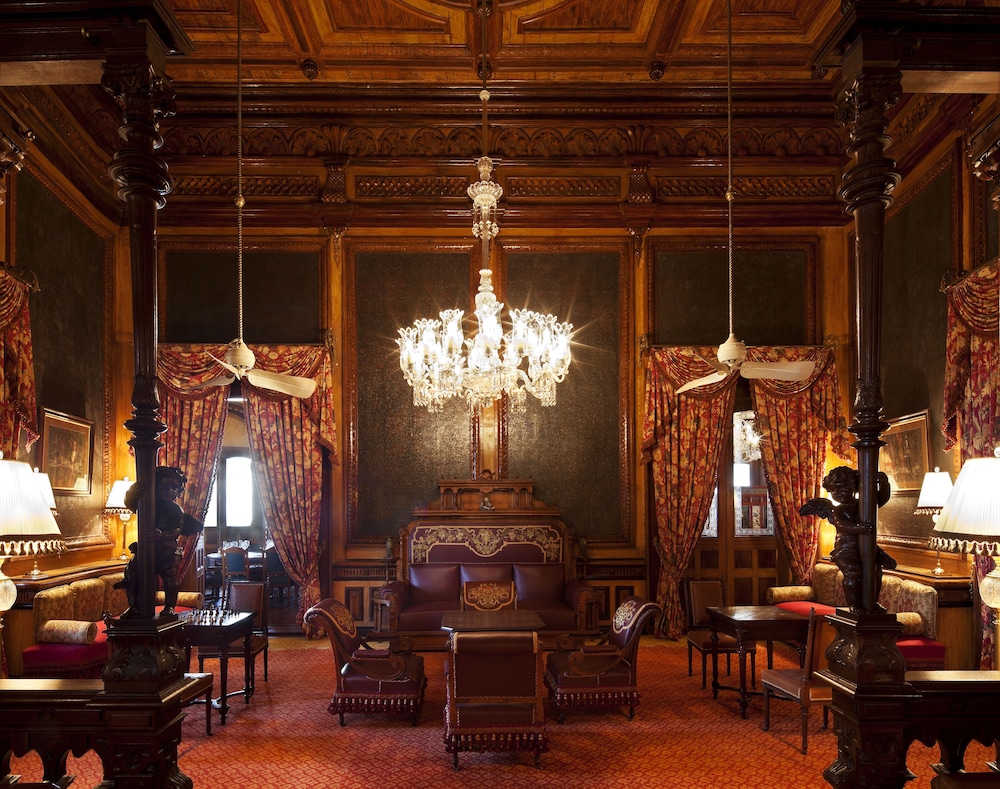 TAJ FALAKNUMA PALACE 68/81