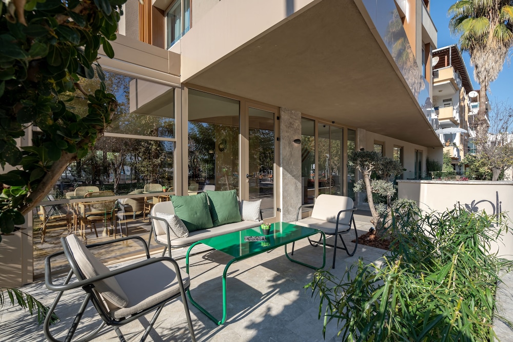 Oli Hotel 43/47