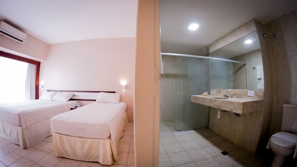 El Aram Beach And Convention 50/50