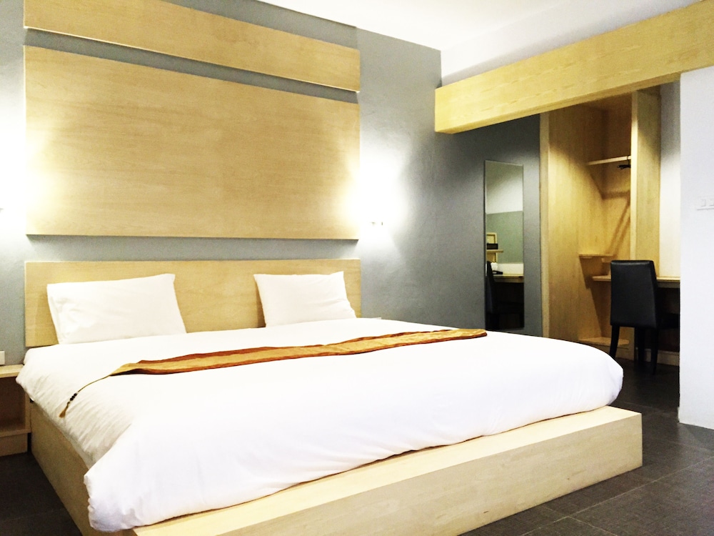 Nh Elegant Hotel 16/70