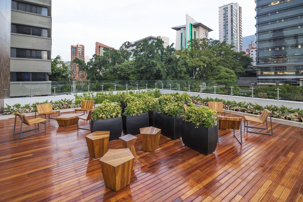 City Express Plus by Marriott Medellin Colombia 37/42