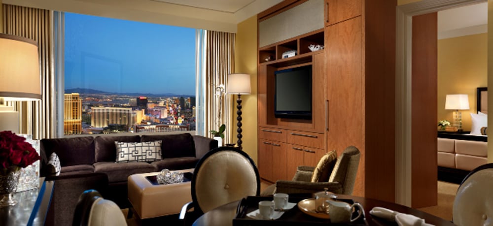 Trump International Hotel Las Vegas 53/83