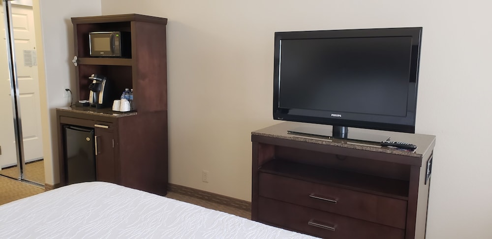 Hilton Garden Inn San Bernardino 32/57