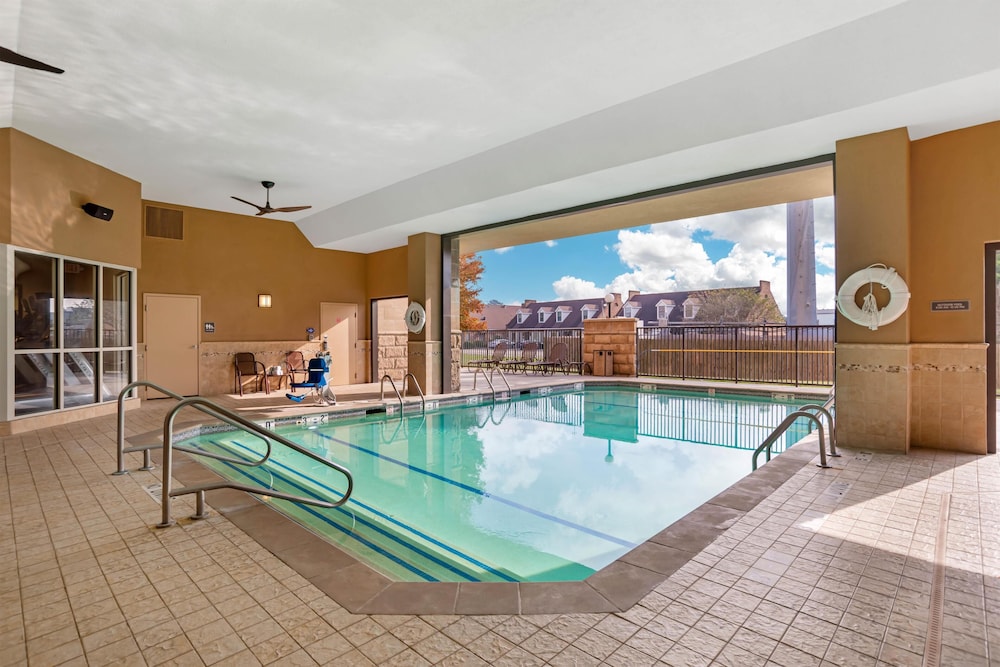 DRURY INN AND SUITES BATON ROUGE 22/50