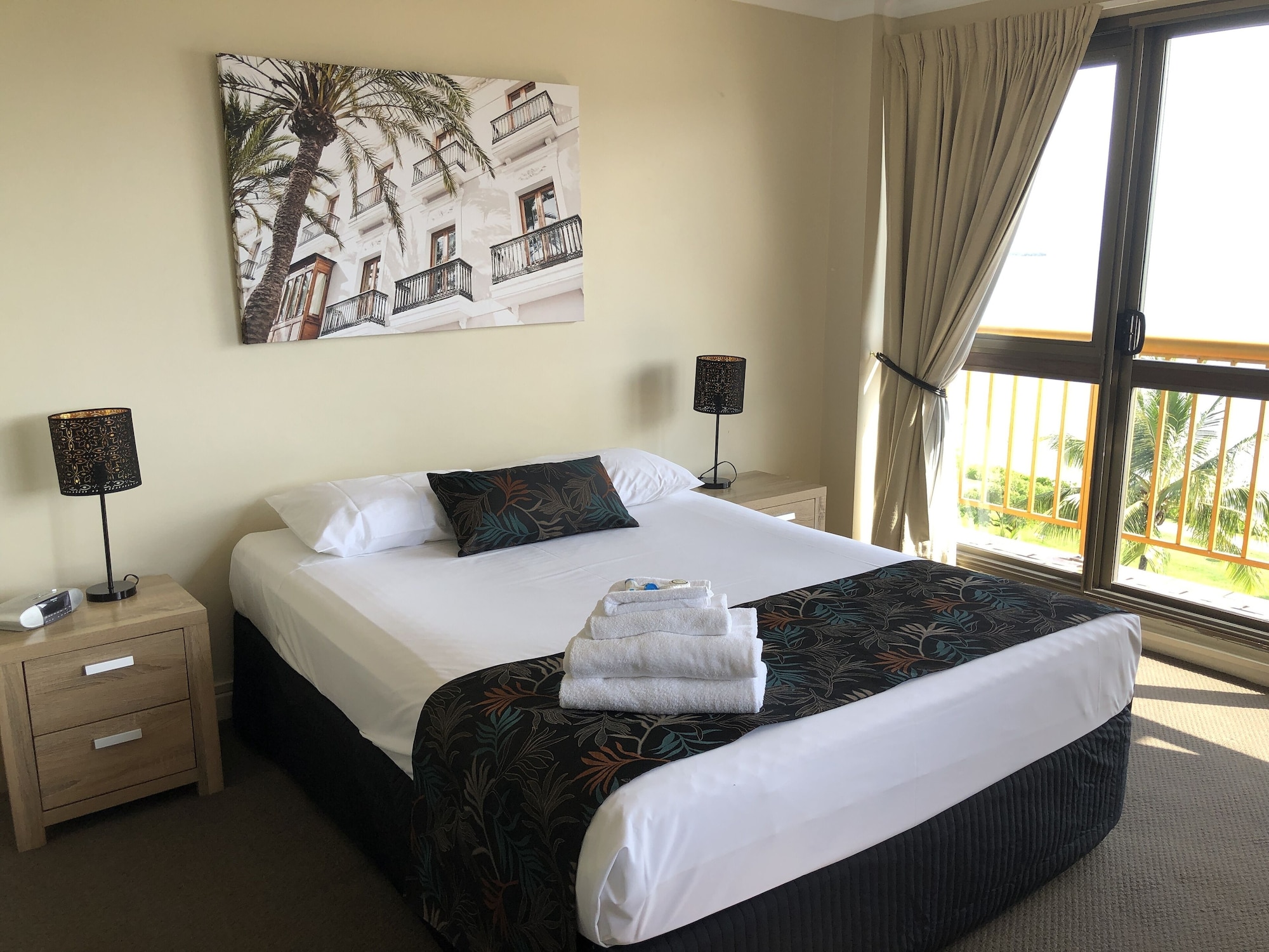 Penthouse, Apartment, Queen and Twin Beds
