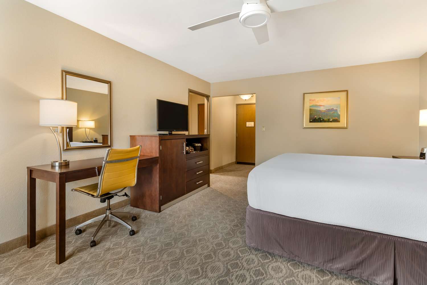 Best Western Plus Monterey Inn 22/46