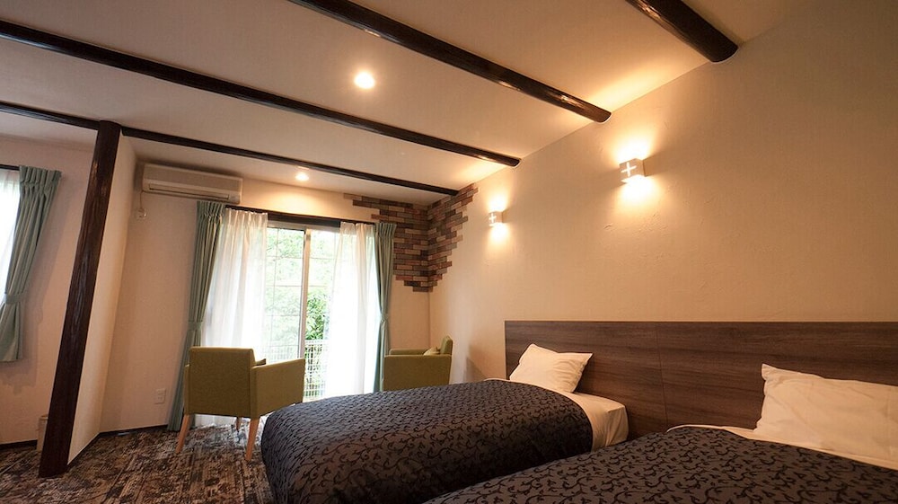 Type A, Lodge, 5 Beds