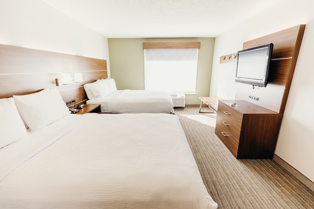 Standard, 2 Double Beds, Extra Floor Space، Holiday Inn Express Atlanta Ne I 85 Clairmont 3/6
