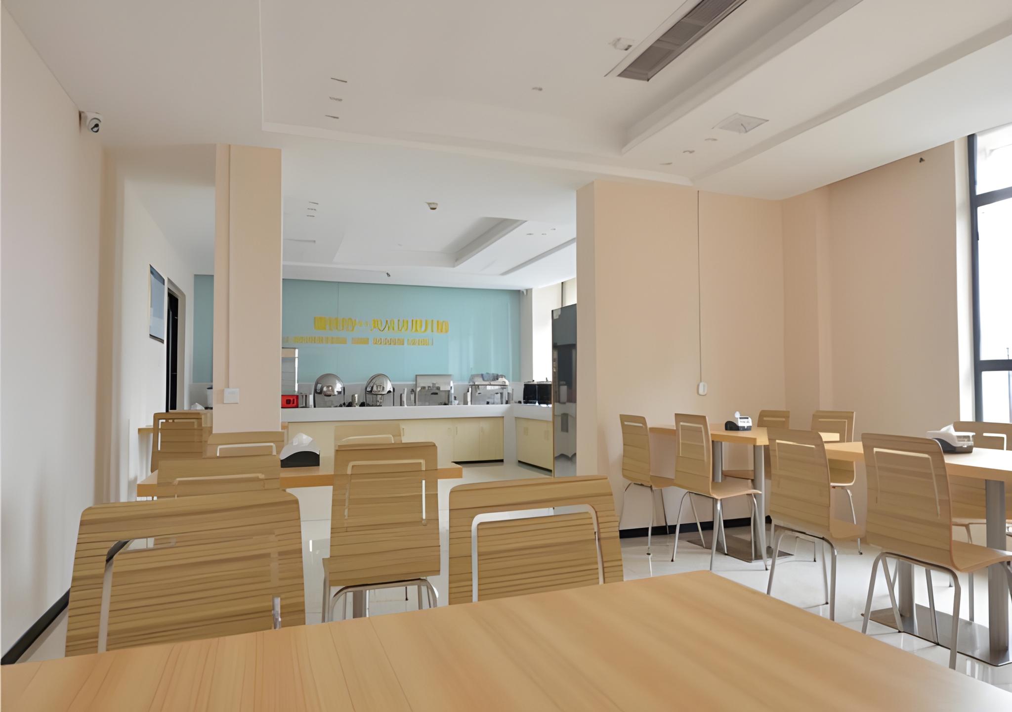 City Comfort Inn Huanggang Qichun Exhibition Center 38/50