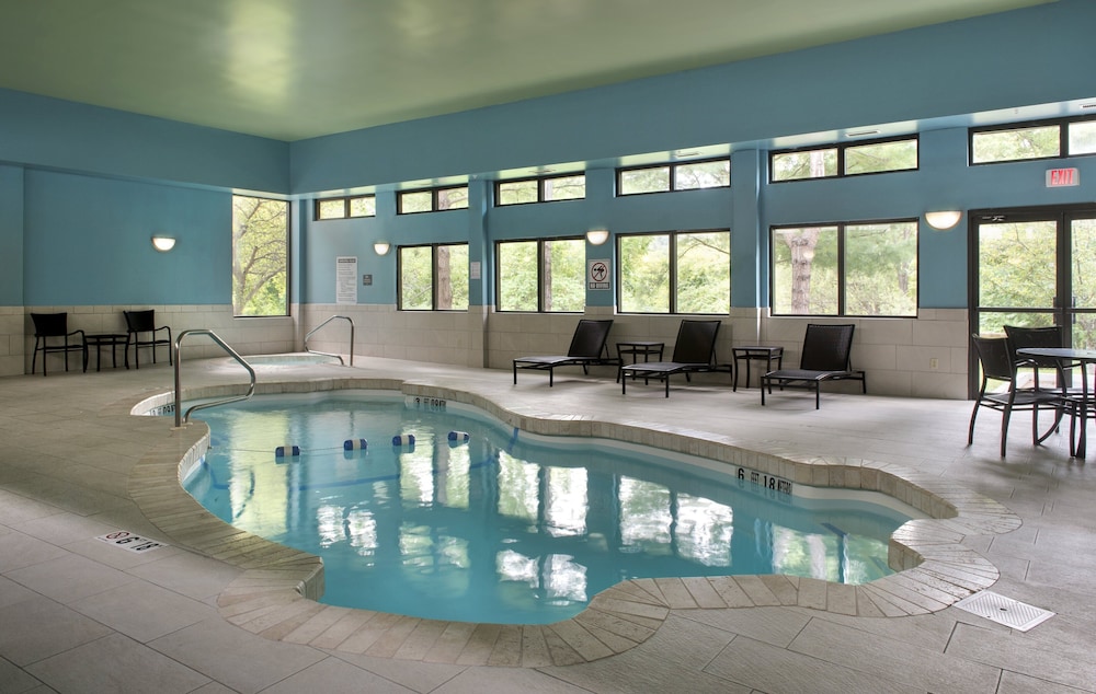 swimming pool spa