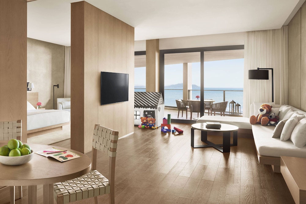 The Sanya Edition 36/60