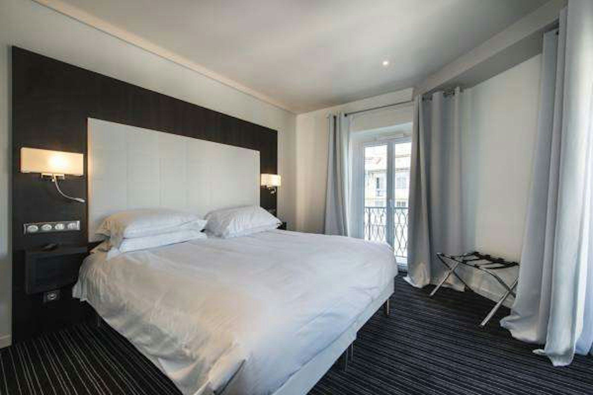 Hôtel 66 6/27