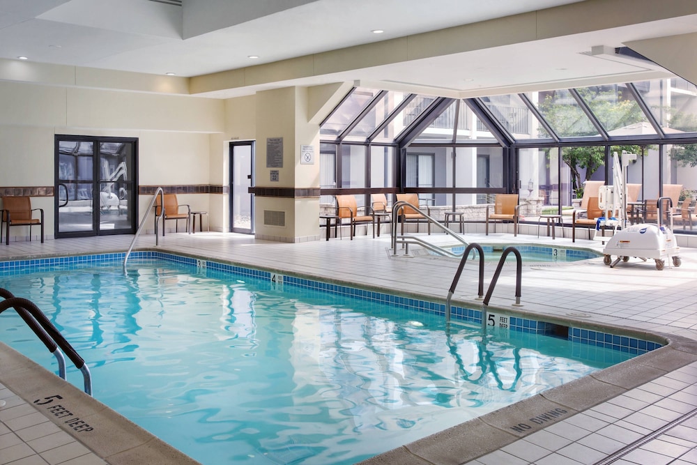 Courtyard Philadelphia Willow Grove 23/46