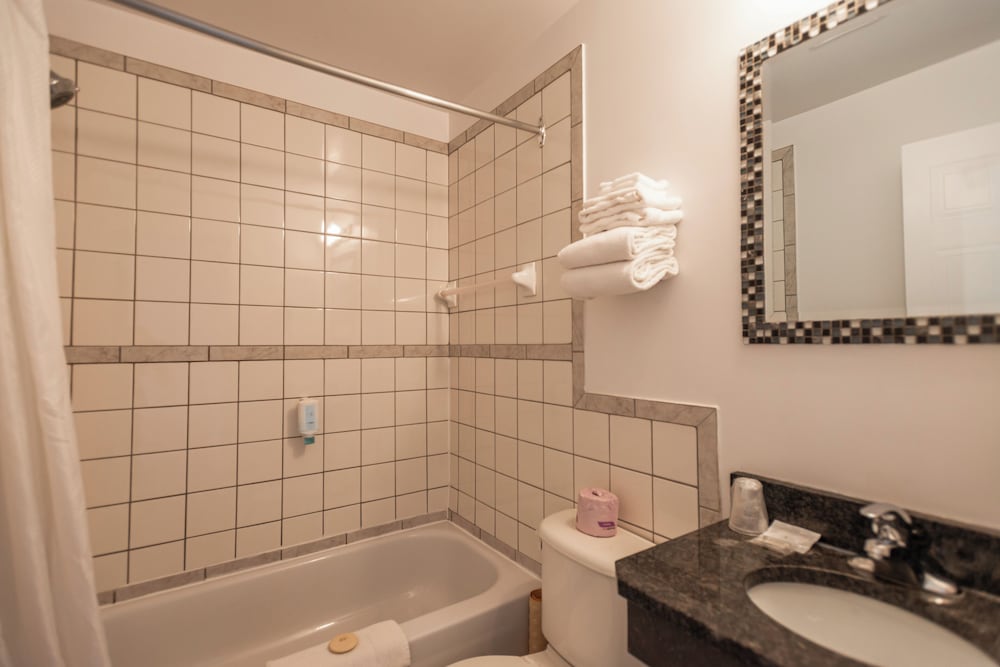 Hotel Le Roberval 45/46