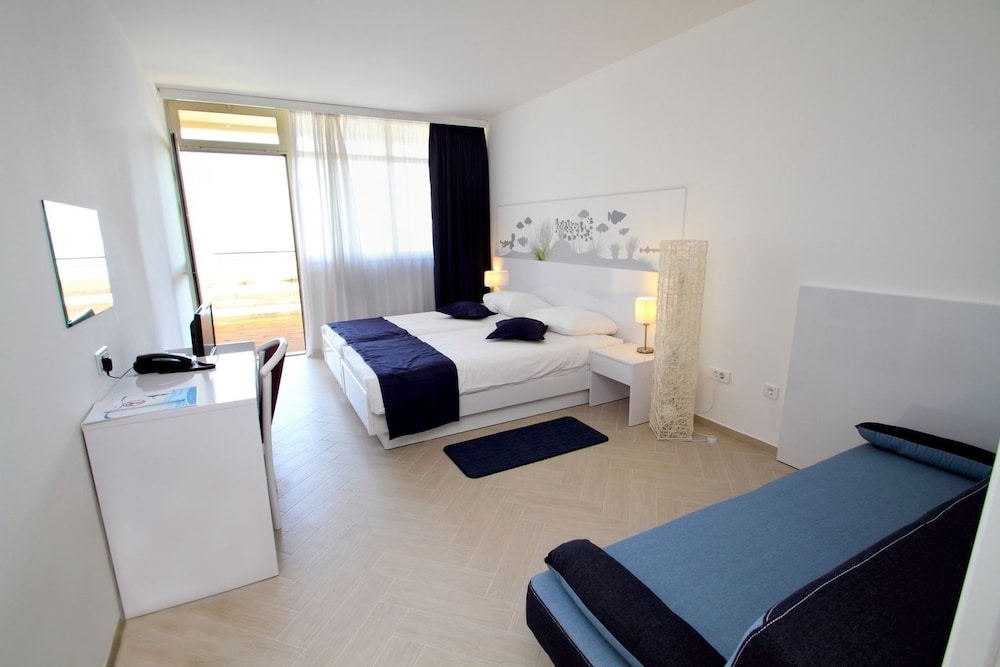 Hotel Cavtat 6/68
