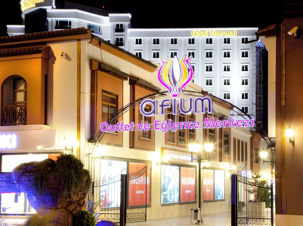 Ikbal Thermal Hotel And Spa 2/74
