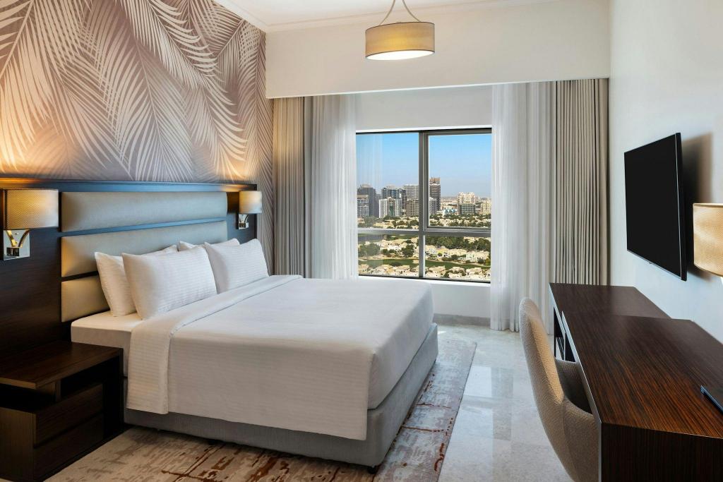 2 Bedrooms, Apartment, Twin Beds, King Bed, Golf Course View