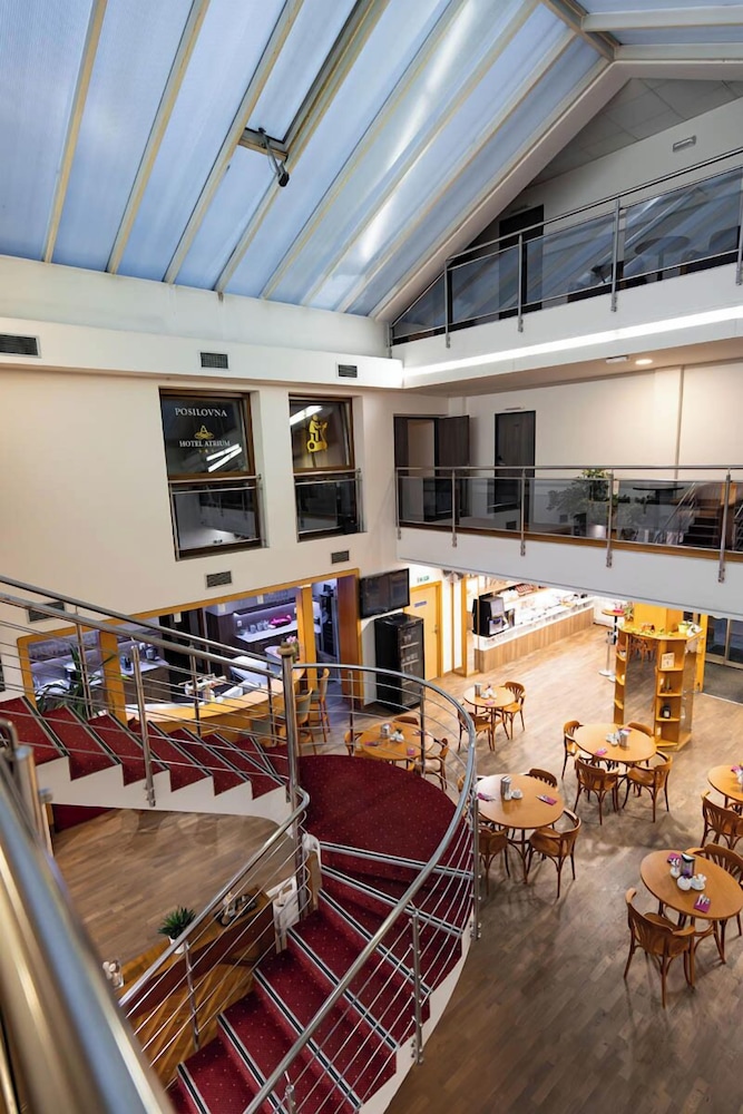 Hotel Atrium 67/73