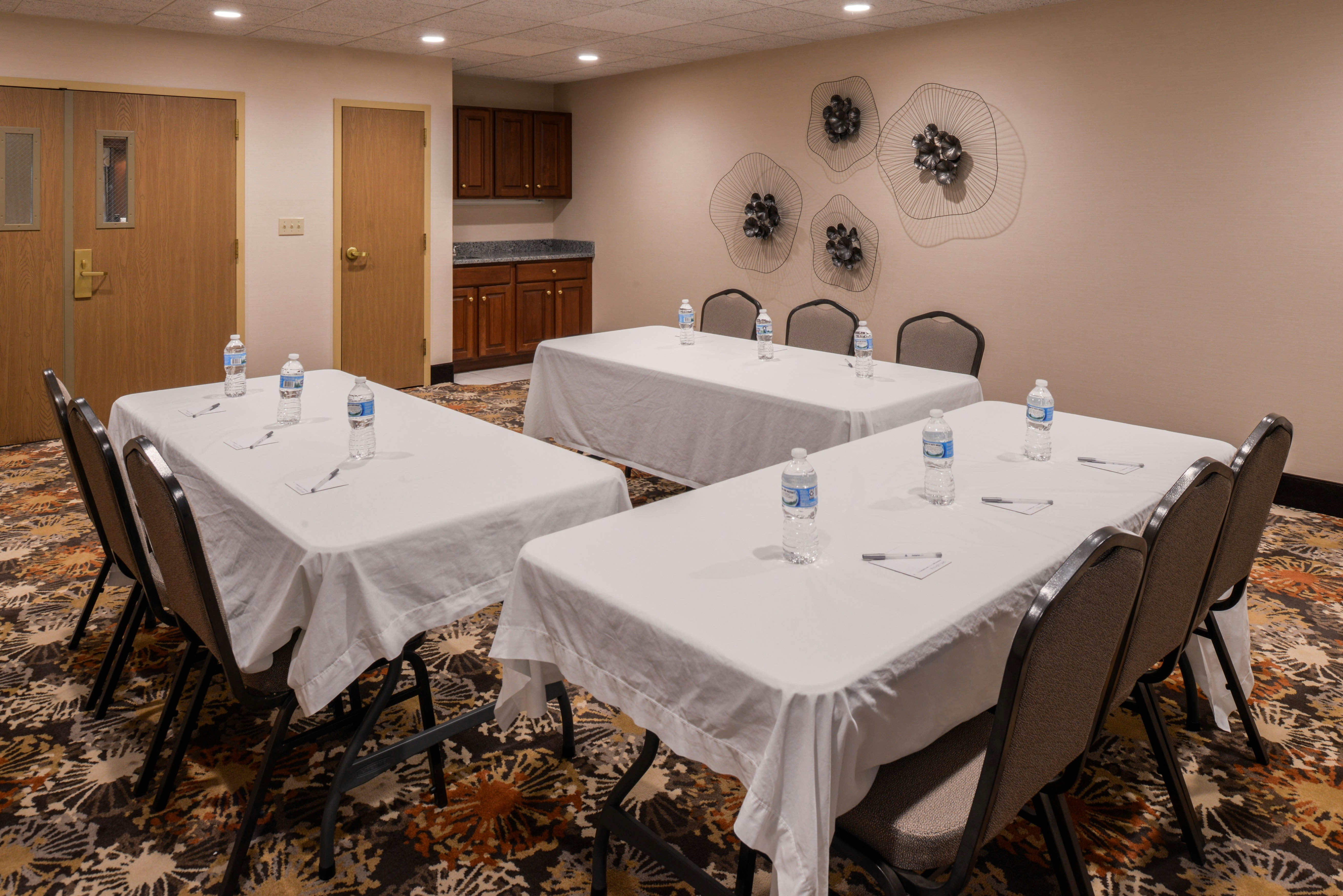 Hampton Inn Elkhart In 34/44