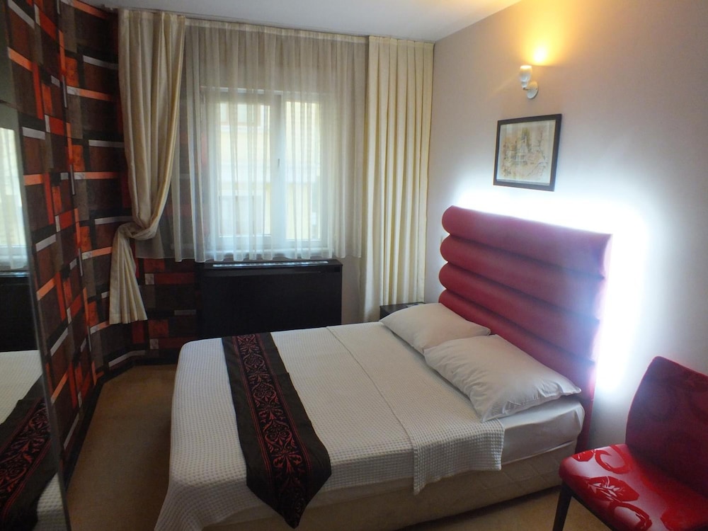 TIMYA HOTEL 31/55