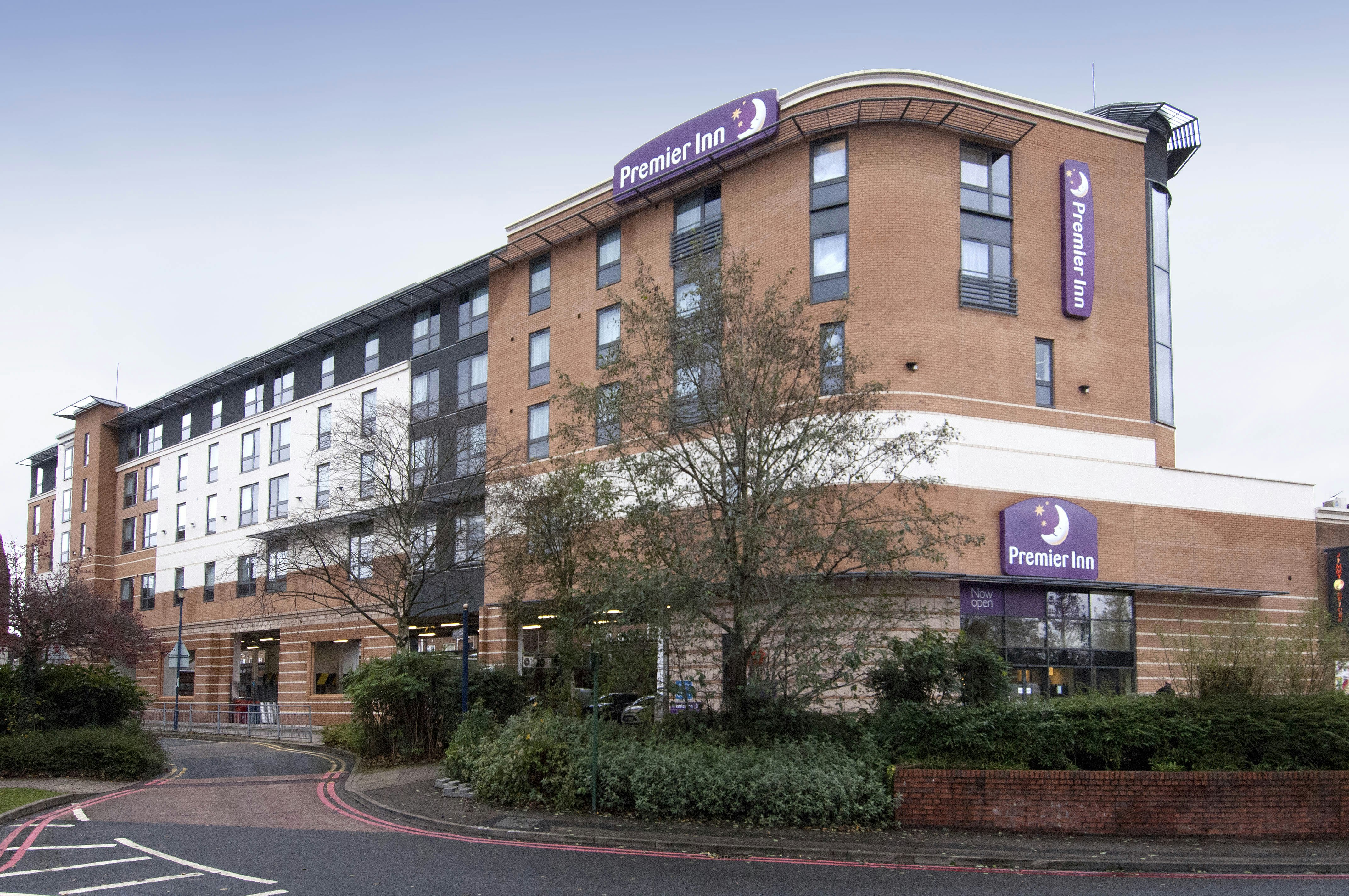 Premier Inn Solihull Town Centre 4/33