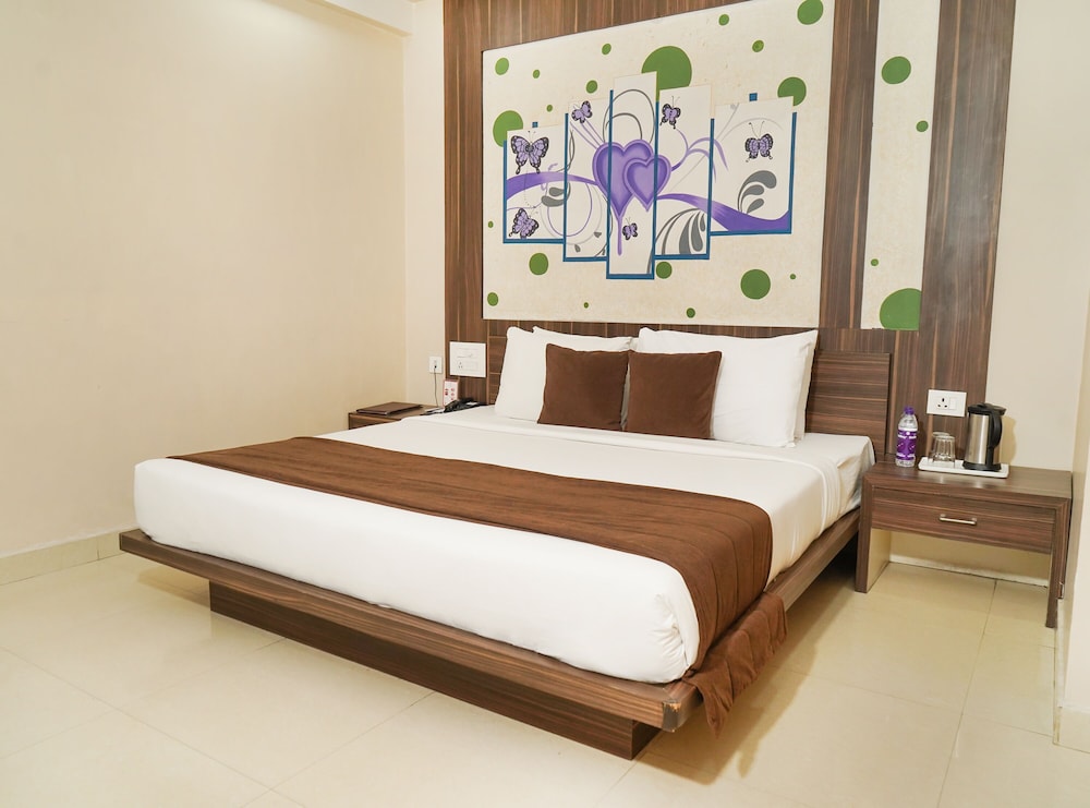 Hotel Yash Regency 14/49