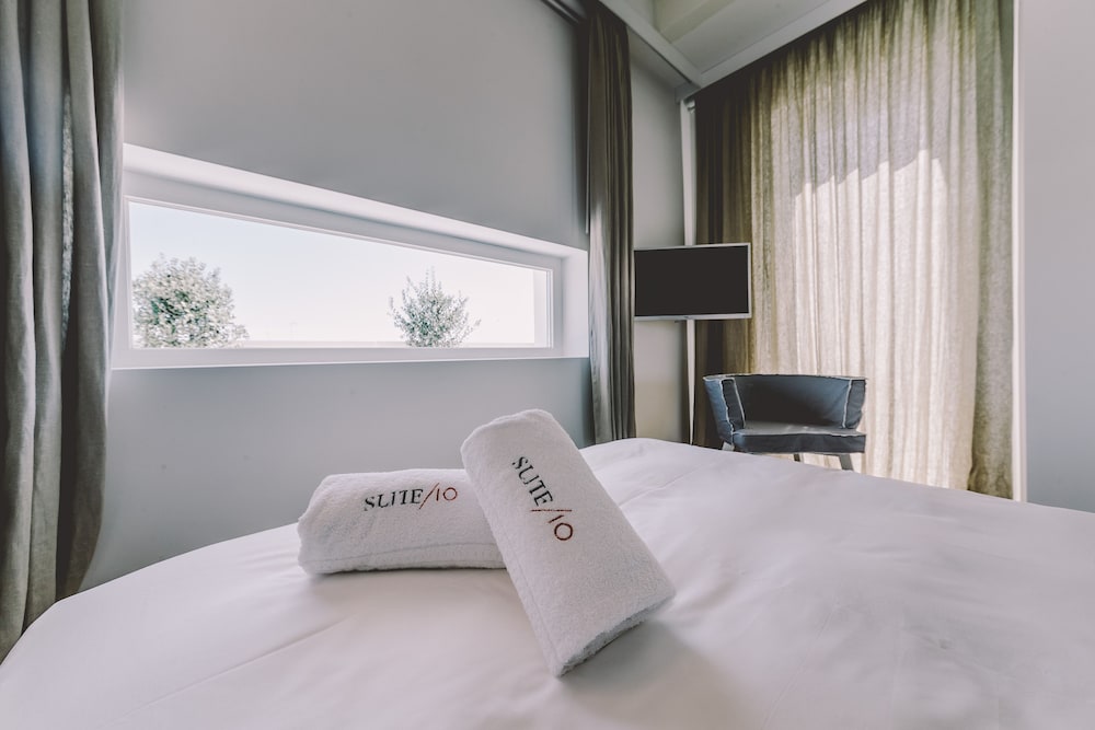 Suite 10 Home Design & Spa 41/69