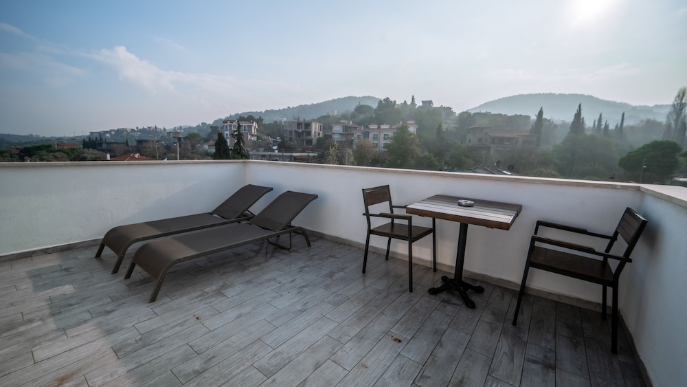 Urla 1867 Hotel 28/50