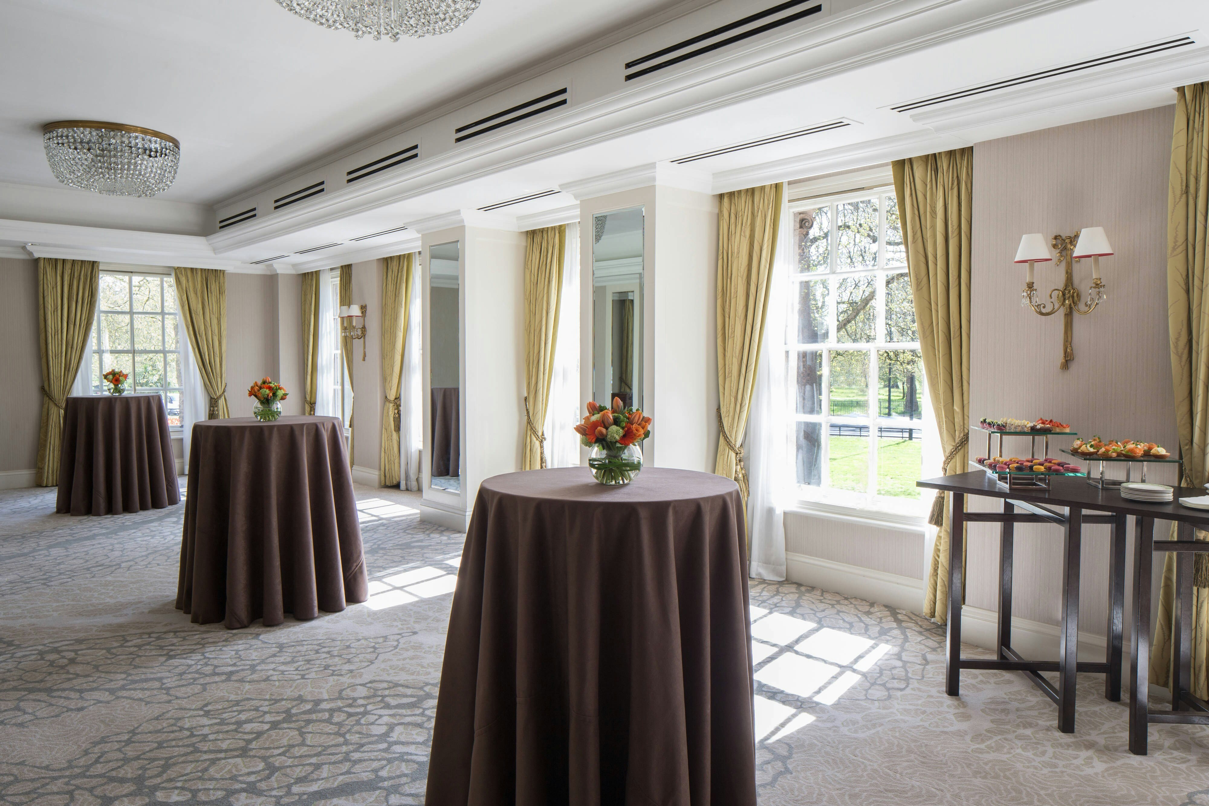JW Marriott Grosvenor House London 15/50