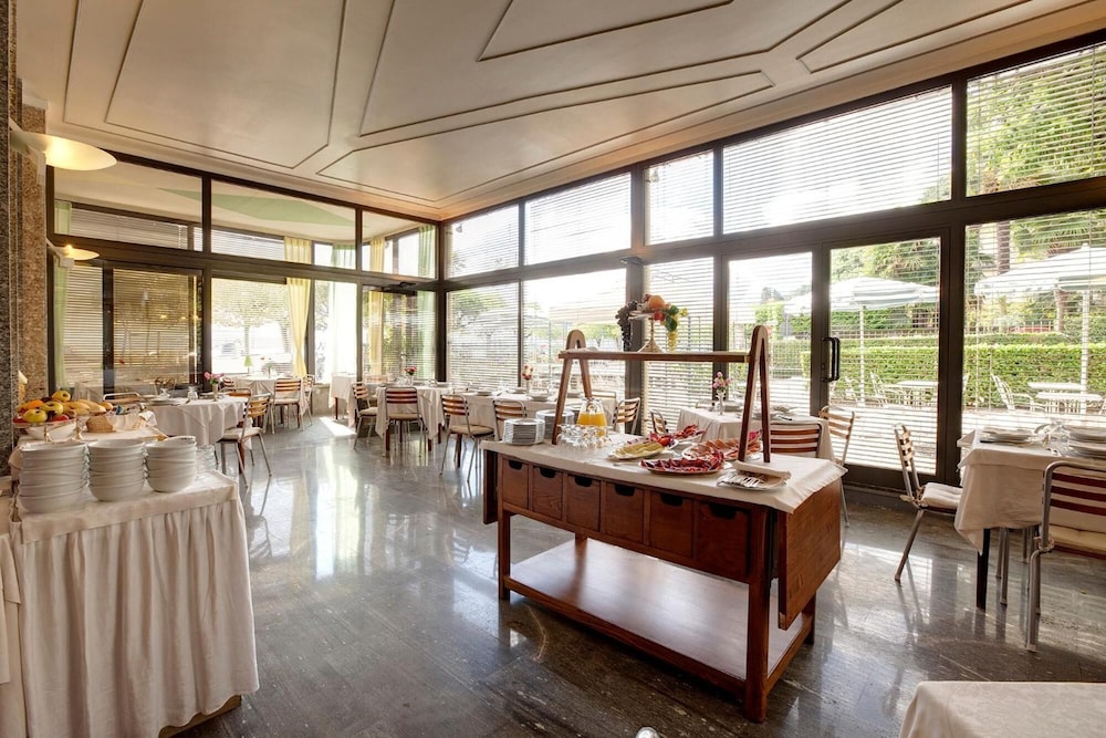 Hotel Beau Rivage 30/69