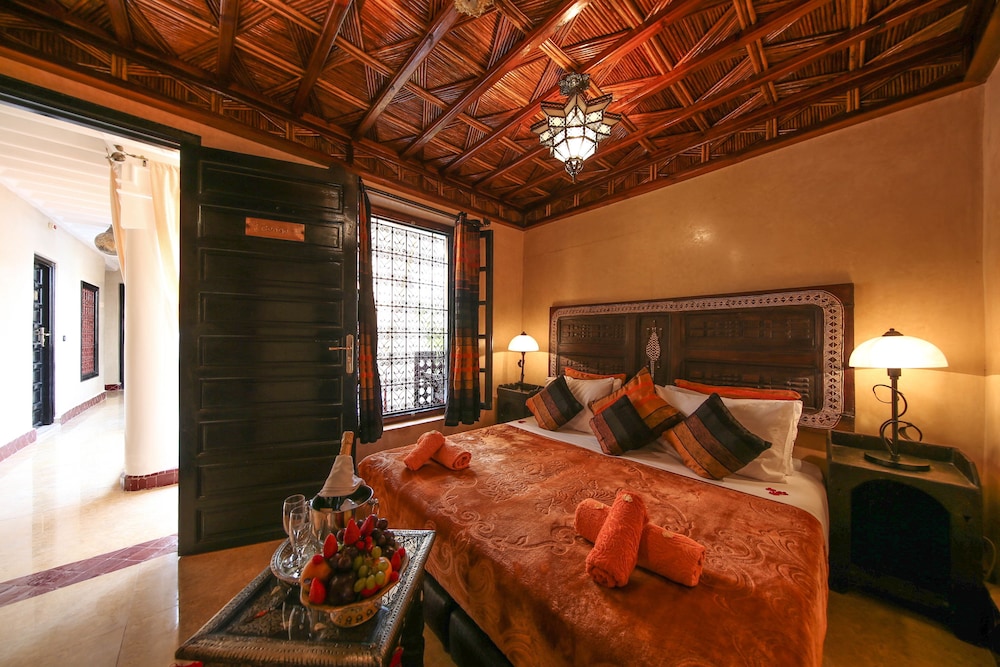 RIAD AFRICA 38/80