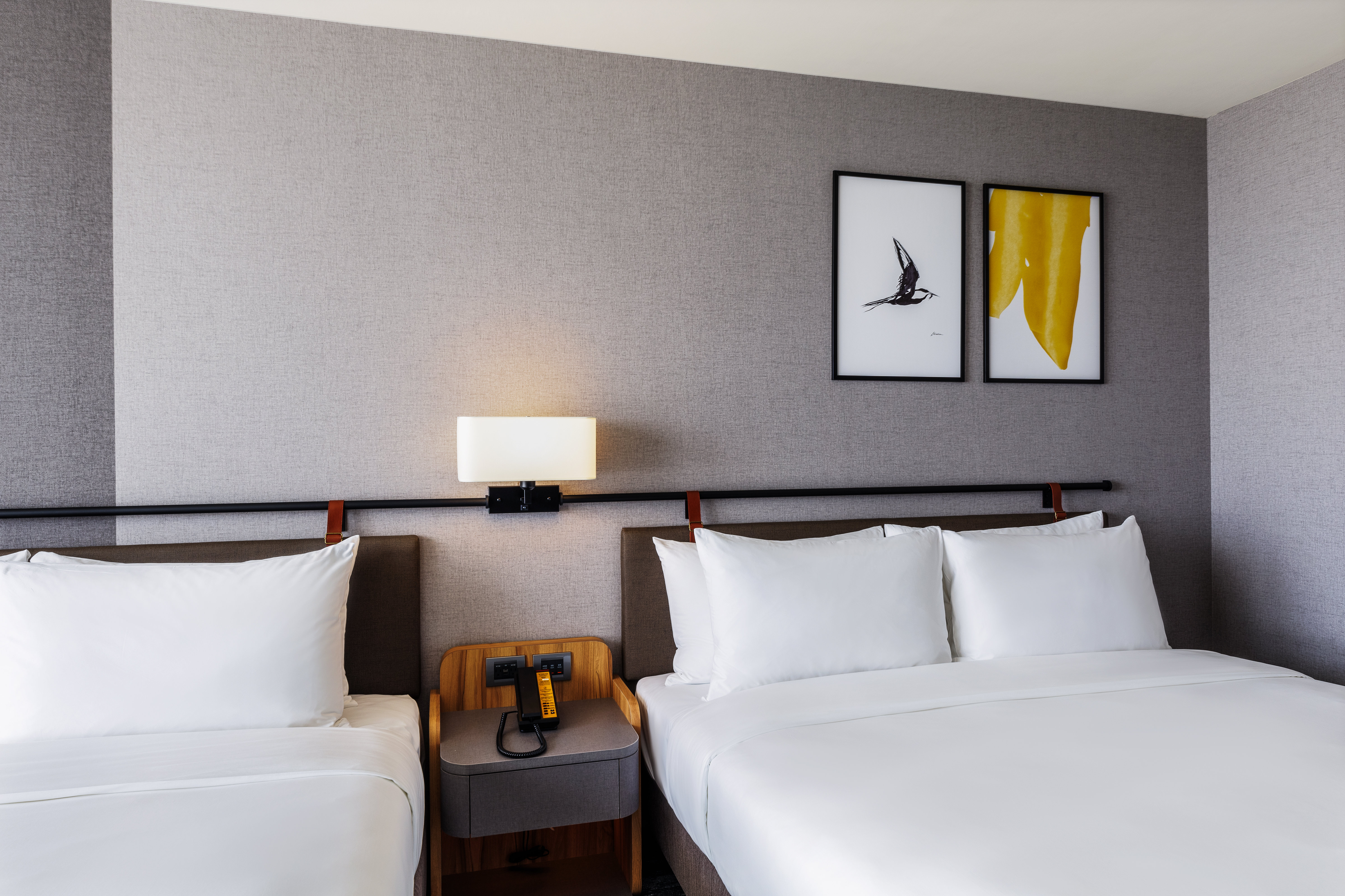 Premium, 2 King Beds 2/2