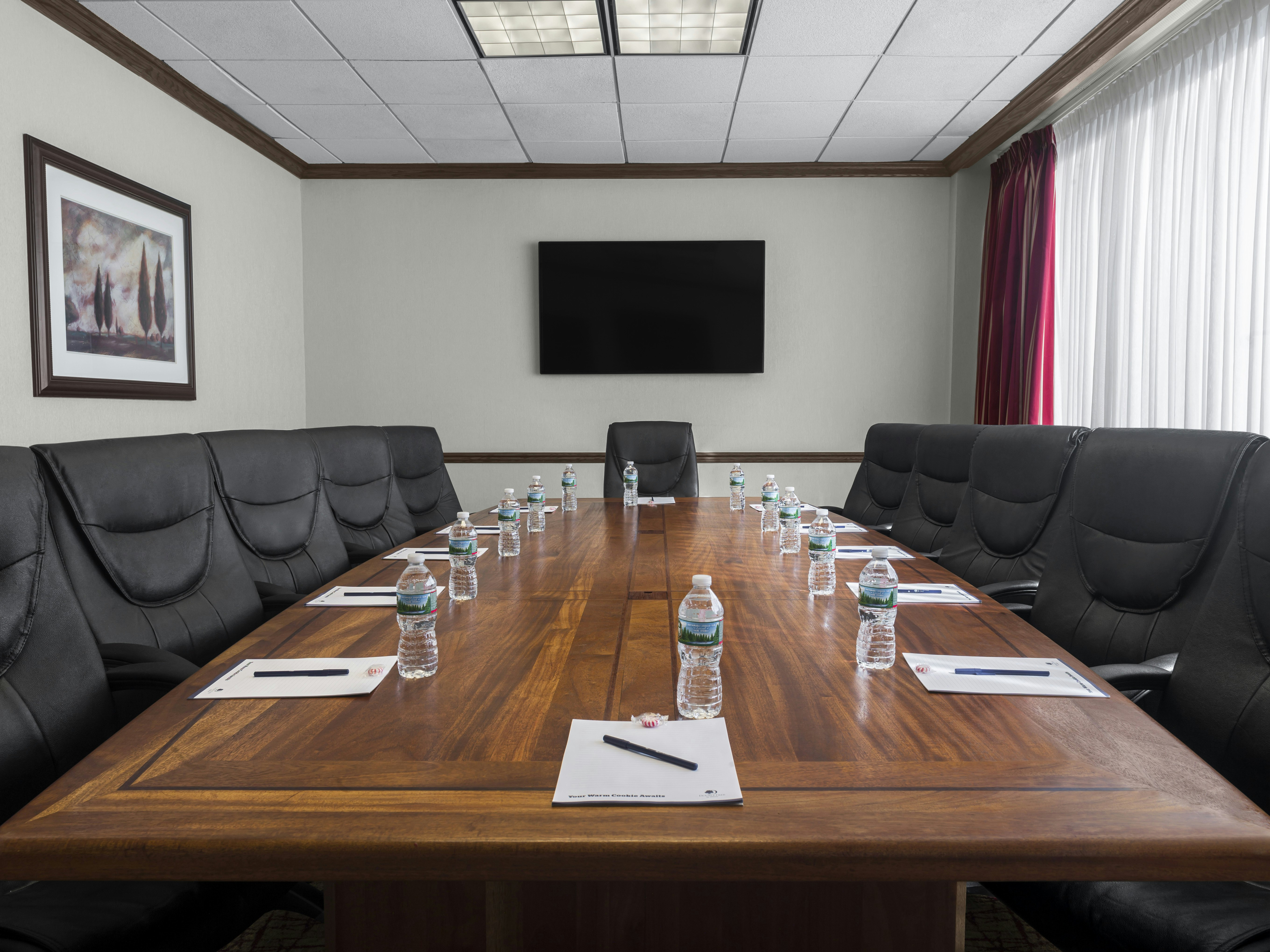 DoubleTree by Hilton Hotel Fort Lee - George Washington Bridge 6/10