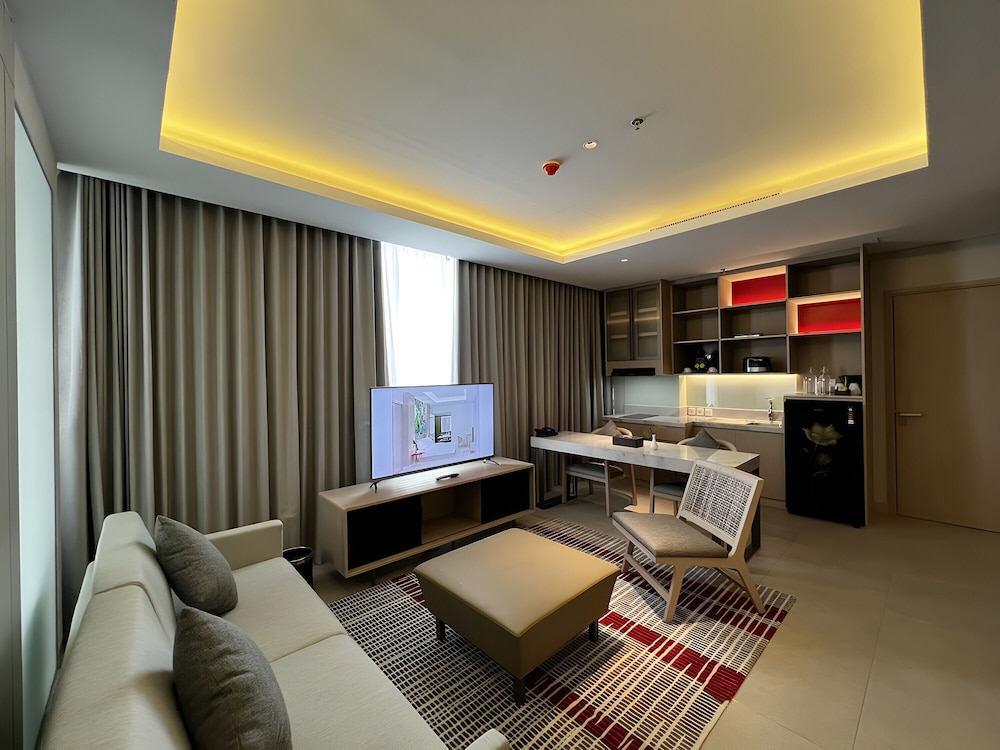 Ra Suites Simatupang 33/50