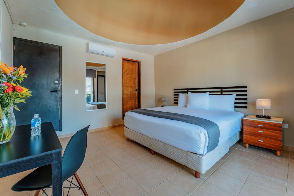 Hotel Brisas 5a AV 34/62