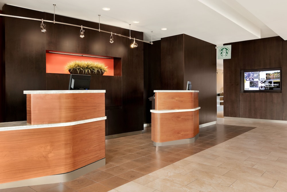 Lobby at Courtyard Mt Holly Westampton, MOUNT HOLLY - NJ