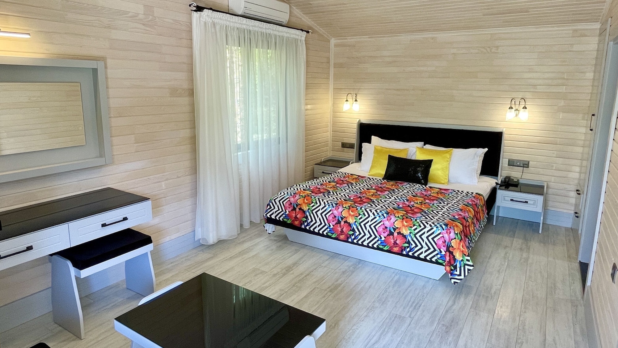2 BEDROOMS, FAMILY, BUNGALOW