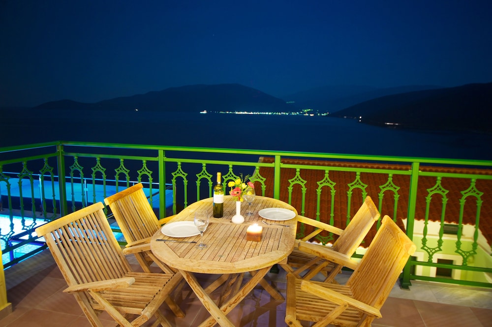 Kefalonia Bay Palace by GHH 36/50